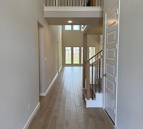 3rd image of 10918 Spring Wind Dr