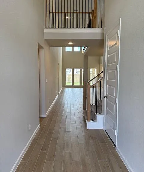 10918 Spring Wind Dr — Photo 3