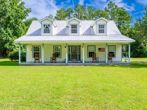 3993 NW 233RD Street, Lawtey, FL 32058