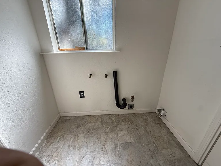 456 Maple Ave — Photo 4