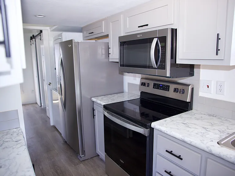 Athens Park appliances (002)