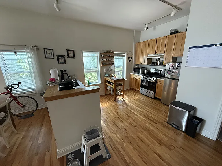 1835 W Thomas St #2F — Photo 6