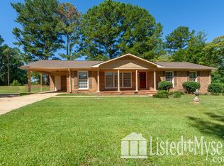 905 Lombard Ave, Sylacauga, AL 35151