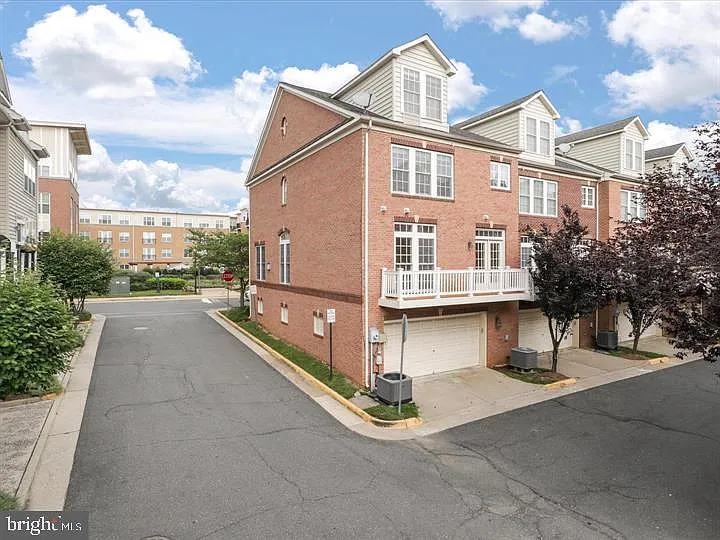 7980 Vigne Ct — Photo 36