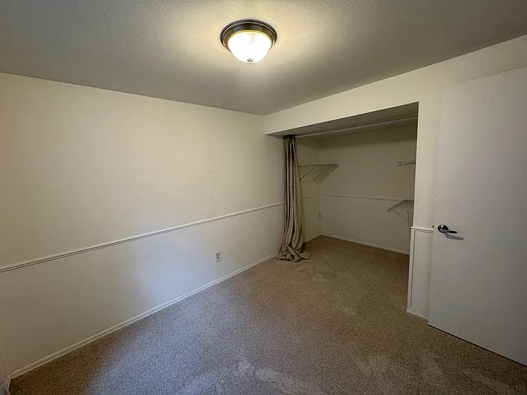 226 S Carr Ave — Photo 17