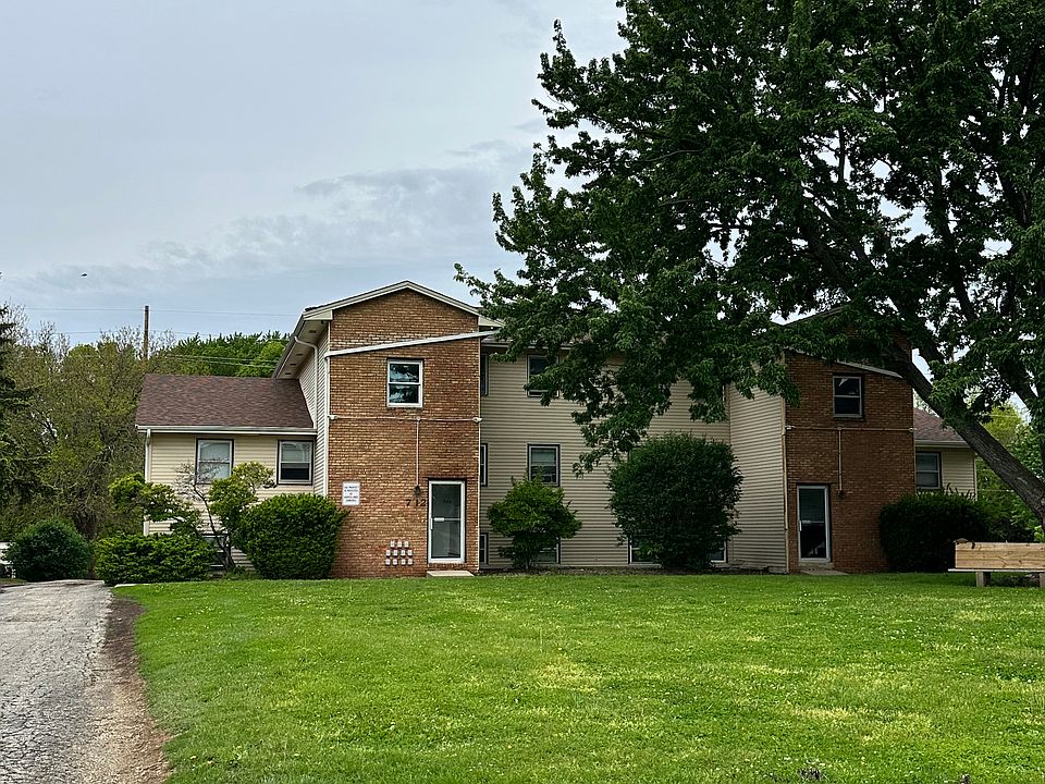 1st image of 712 N Golfcrest Rd #9