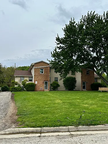 712 N Golfcrest Rd #9 Photo 1