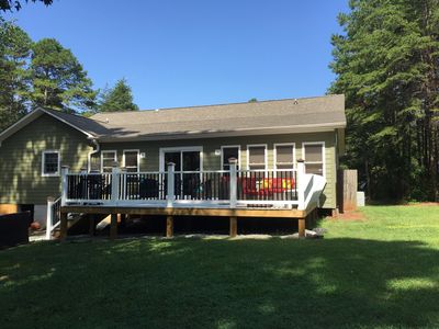 212 Bunker Ln, Westminster, SC, 29693