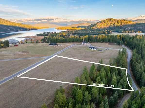 8 Fortune Way, Priest River, ID 83856