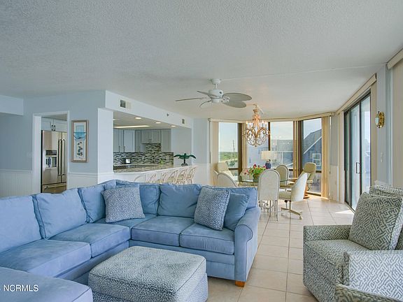 5th image of 4110 Island Drive Unit 206