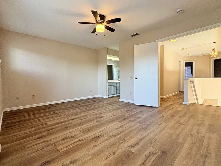 720 Winding Creek Ter — Photo 10