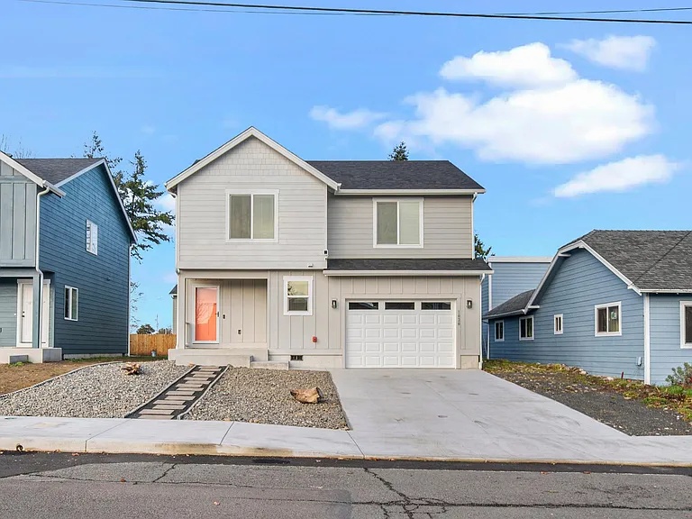 1020 2nd Ave — Photo 35