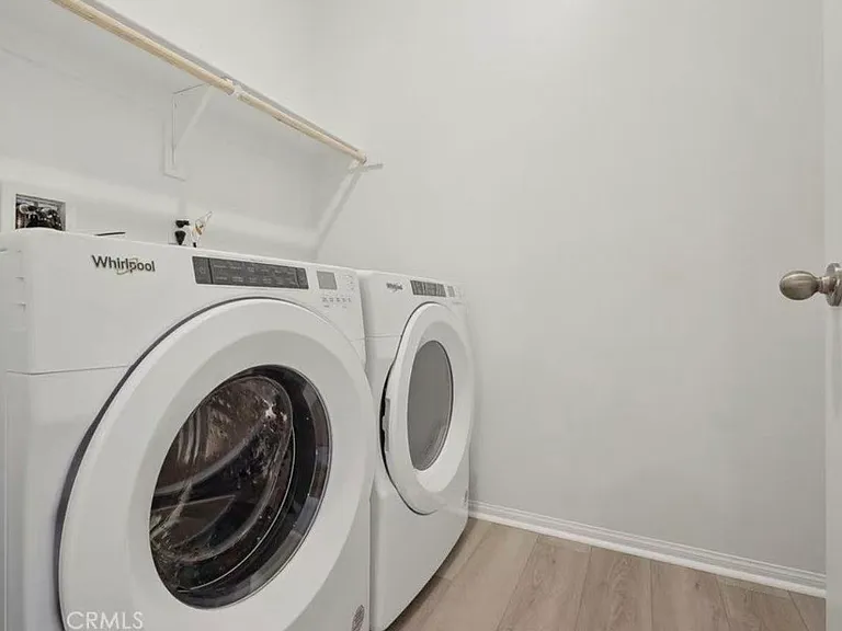 1450 Stratus Dr — Photo 2