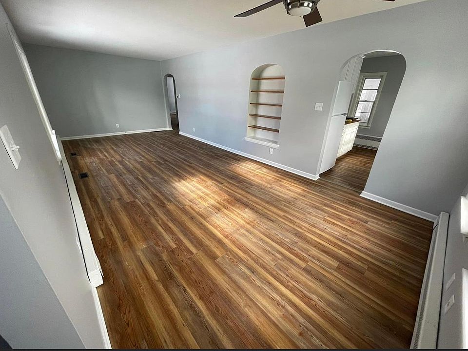 1st image of 482 N Cleveland Ave