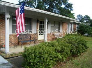 16 Fawn Ln, Shalimar, FL 32579