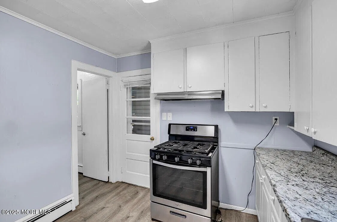 2 bed, 1387 sqft, $2,200 — Photo 4