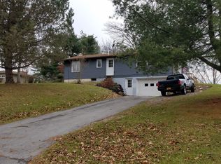 5120 Old Bald Hill Rd, Hemlock, NY 14466