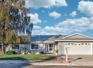 805 Hudspeth St, Simi Valley, CA 93065