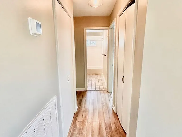 2127 Pimmit Dr — Photo 14