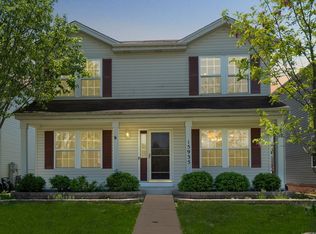 15935 W Iroquois Dr, Lockport, IL 60441