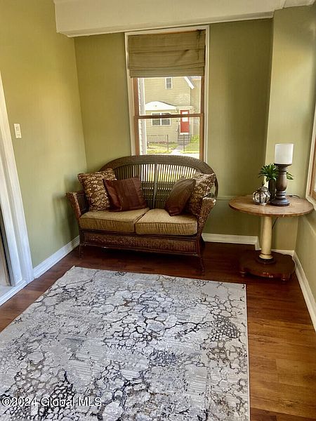 4th image of 84 Whitehall Road