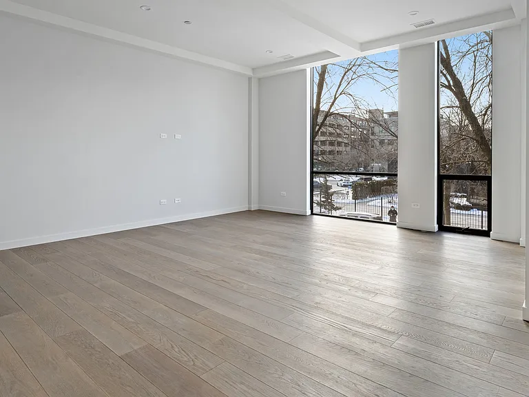15 N Elizabeth St #201 — Photo 4