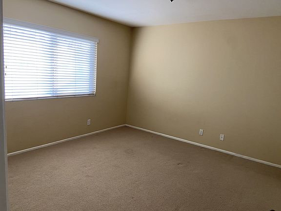 5th image of 163 N Parkwood Ave APT 6