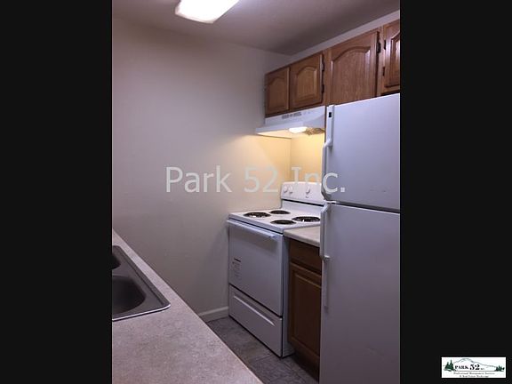 3rd image of 2305 S 74th St APT 18