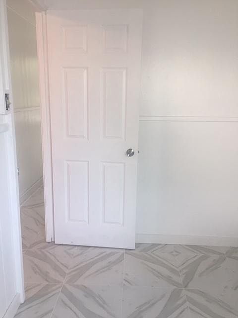 2nd image of 615 Isenberg St APT 1