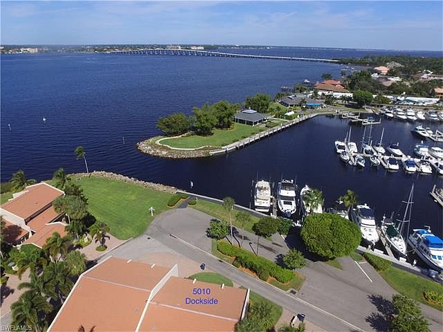 1st image of 5010 Dockside Dr APT 102