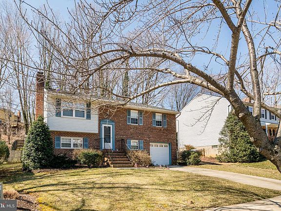 3rd image of 529 Norton Ln