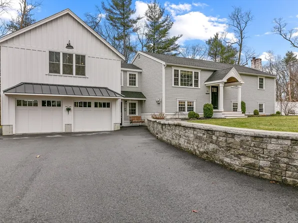 62 Shaker Ln, Littleton, MA 01460