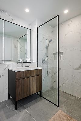 5th image of 196 Willoughby St APT 11Q