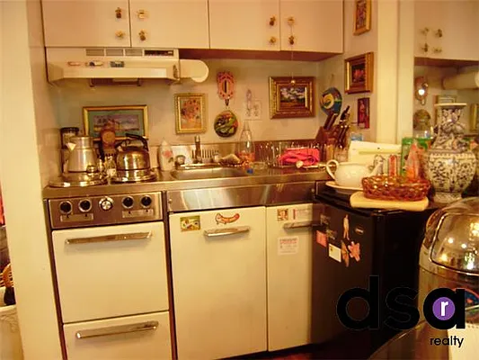 Sold by DSA Realty | media 9