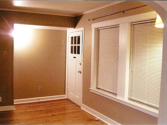 4th image of 20 North St #2