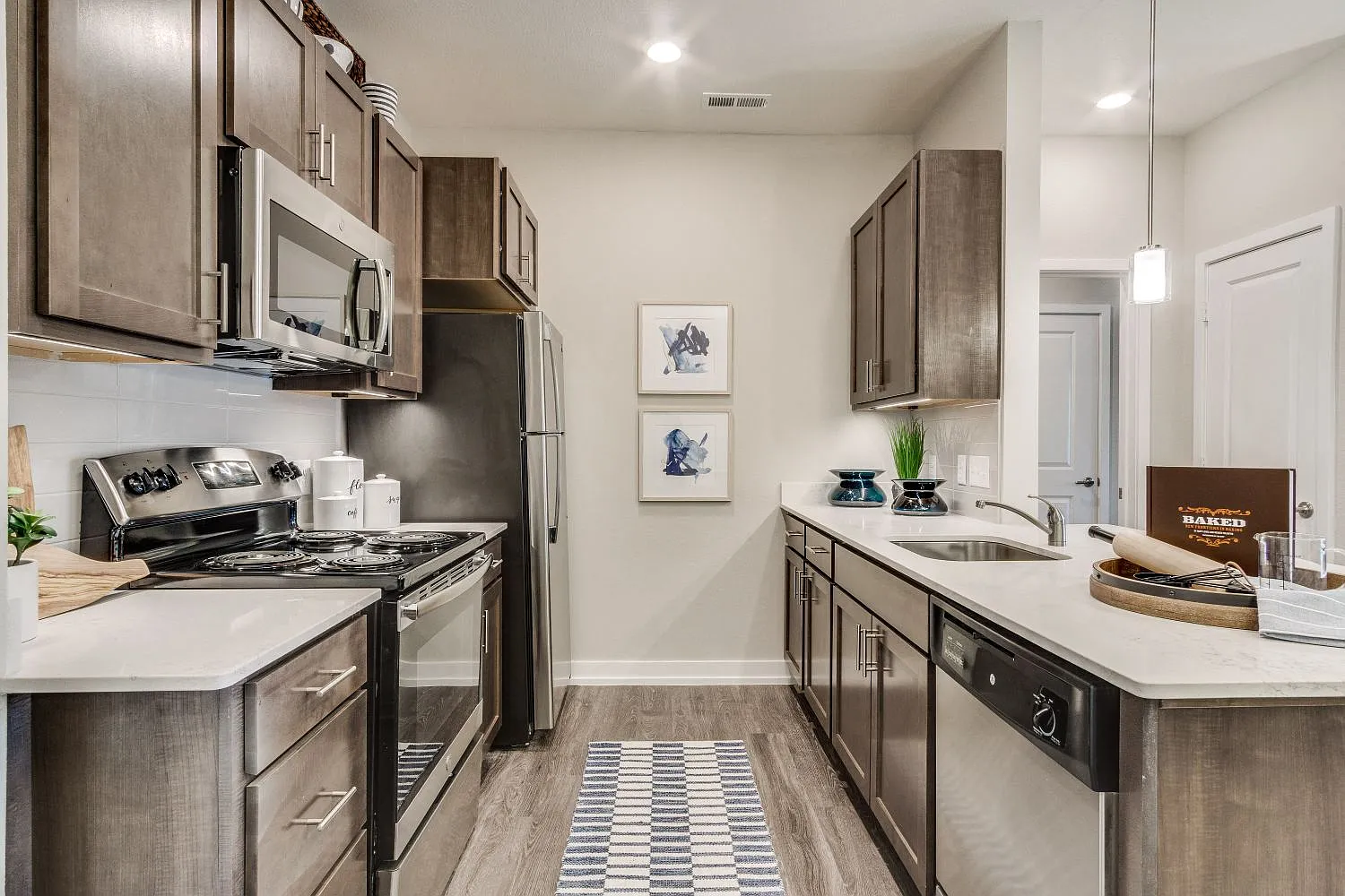 Village Place Apartments — Photo 1
