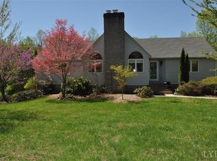 1092 Greenbrook Ct, Forest, VA 24551