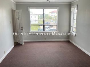 423 Church St APT 8C, Andalusia, AL 36420