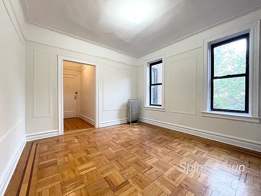 Rented by Spire Group | media 10