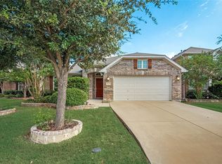 1020 Crest Meadow Dr, Haslet, TX 76052