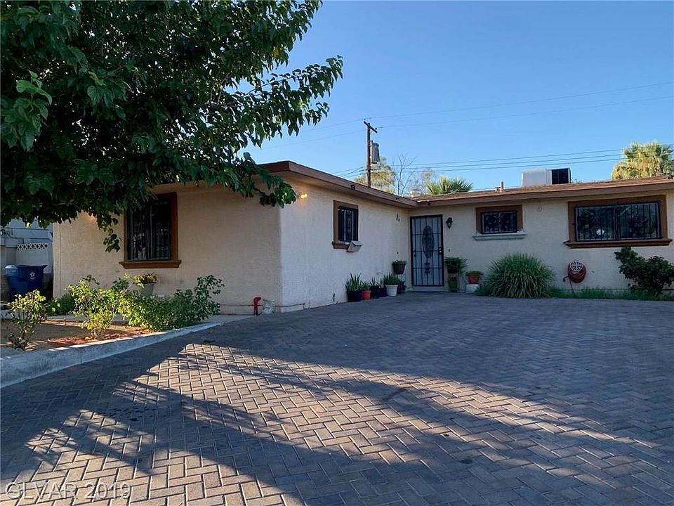 2nd image of 5808 Granada Ave