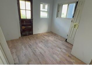 1135 Beach Ave #1R, Bronx, NY 10472