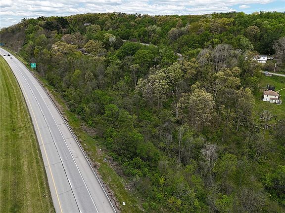 4th image of 208 Briar Hill Rd