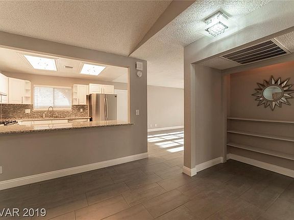 5th image of 5461 Zaffina Cir