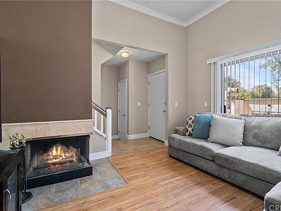 2nd image of 27616 Nugget Dr APT 2