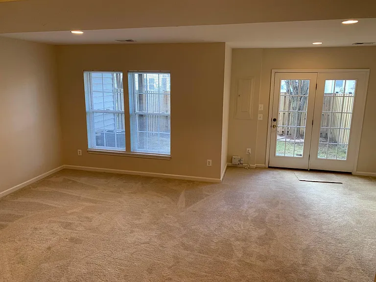 18226 Camdenhurst Dr — Photo 28