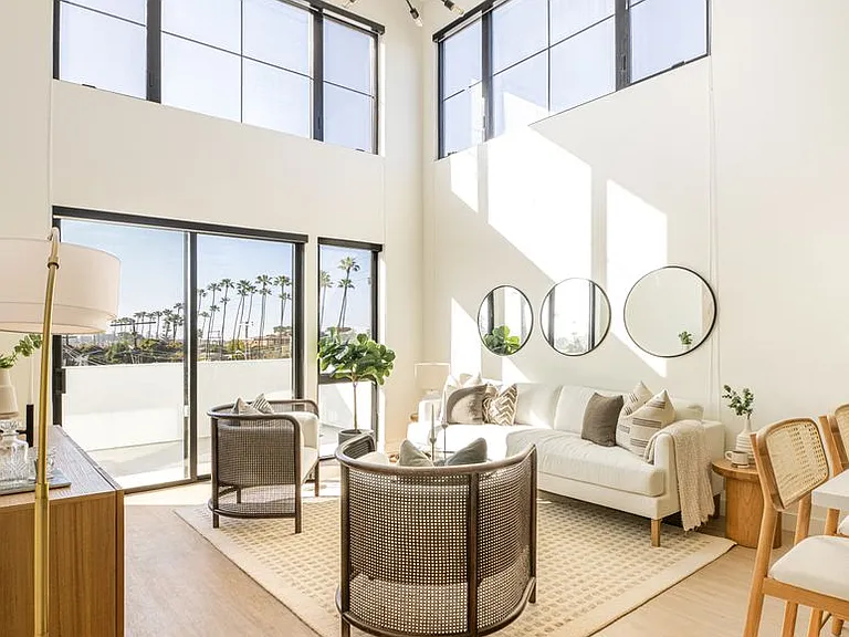 The Flats South Oceanside - where modern luxury meets coastal lifestyle — Photo 30