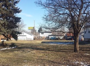 14343 Lawndale Ave, Midlothian, IL 60445