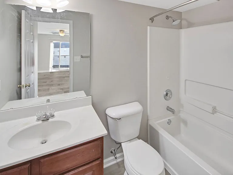 Georgetown Park — Photo 15