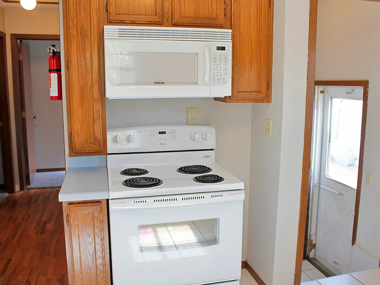 504 17th Ave — Photo 9